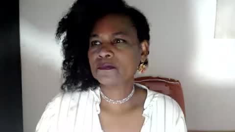 Snapshot of roushlove chatting on 07-17-26, 01:18 luxa online show from 07-17-26, 01:18