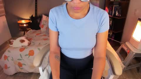 Rouss marie henao  online show from 09-10-25, 09:53