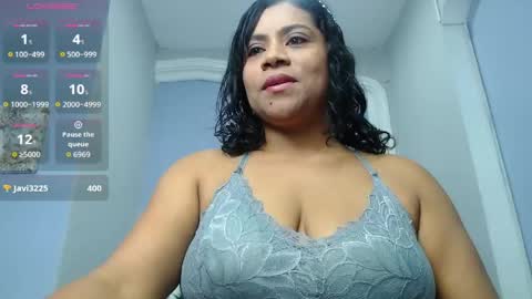 Snapshot of rousse_amber chatting on 04-28-26, 01:49 amber online show from 04-28-26, 01:49