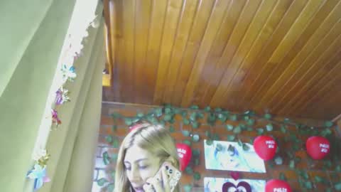 Daniela Ferreira online show from 02-12-26, 01:28