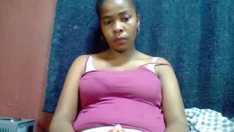 Snapshot of rovaelyah chatting on 09-29-25, 04:50 rovaelyah online show from 09-29-25, 04:50