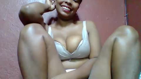 Snapshot of rovaelyah chatting on 10-04-25, 06:44 rovaelyah online show from 10-04-25, 06:44