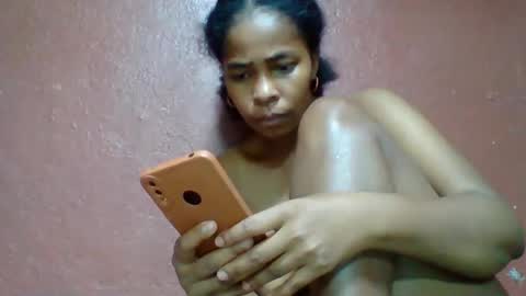 Snapshot of rovaelyah chatting on 10-28-25, 08:11 rovaelyah online show from 10-28-25, 08:11