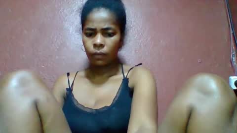 Snapshot of rovaelyah chatting on 11-24-25, 02:22 rovaelyah online show from 11-24-25, 02:22