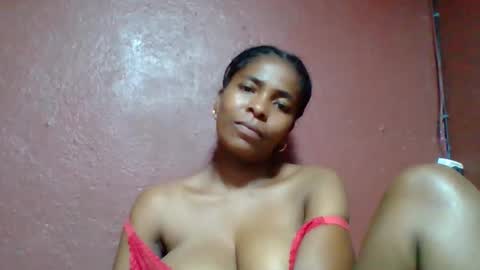 Snapshot of rovaelyah chatting on 01-06-26, 06:00 rovaelyah online show from 01-06-26, 06:00