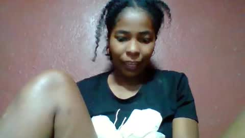 Snapshot of rovaelyah chatting on 01-13-26, 06:08 rovaelyah online show from 01-13-26, 06:08