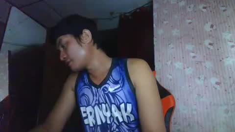 row_land69 online show from 10-13-25, 01:22