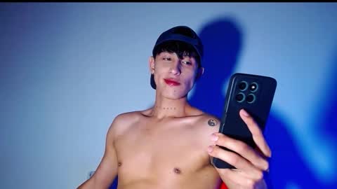 rowanboy23 online show from 12-15-25, 01:32