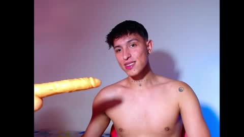 rowanboy23 online show from 06-04-26, 09:32