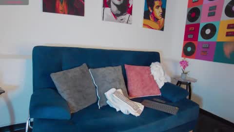 Rowan online show from 10-15-25, 12:27