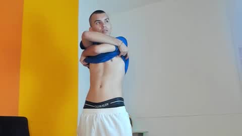 Rowan online show from 10-20-25, 01:00