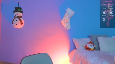 Snapshot of rox_anna chatting on 12-21-24, 07:27 Roxanna online show from 12-21-24, 07:27