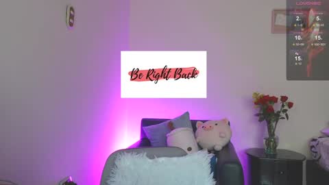 Snapshot of rox_anna chatting on 02-05-25, 09:07 Roxanna online show from 02-05-25, 09:07