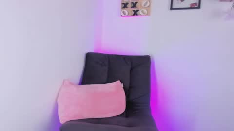 Roxx online show from 09-16-25, 04:19