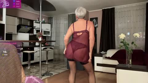 Snapshot of roxana_brooks chatting on 01-28-25, 05:56 Roxana online show from 01-28-25, 05:56