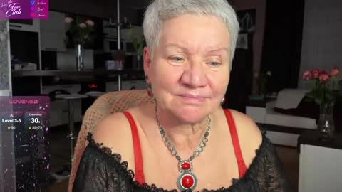 Snapshot of roxana_brooks chatting on 02-18-25, 10:14 Roxana online show from 02-18-25, 10:14