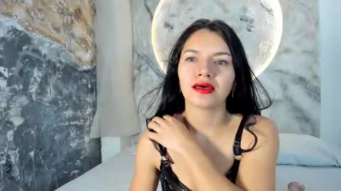 roxanaborns online show from 11-04-25, 12:15