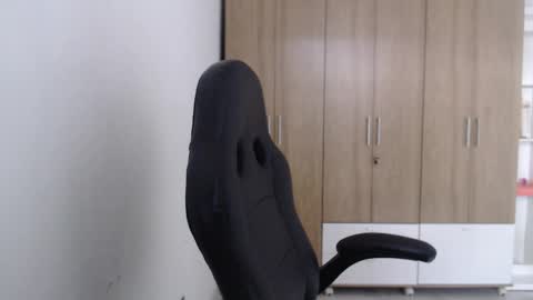 Roxana online show from 04-03-26, 07:56