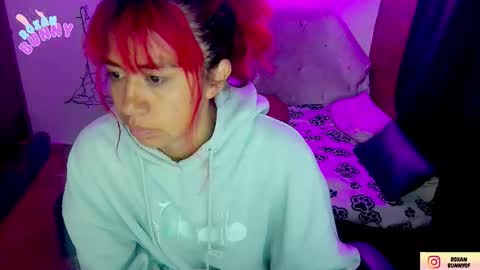 Snapshot of roxanbunny chatting on 10-29-25, 11:50 roxxy online show from 10-29-25, 11:50