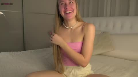 Anna Lokiss online show from 11-02-25, 12:18