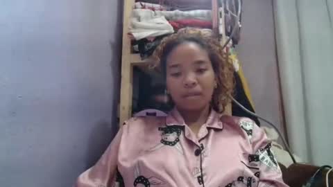 roxanne_98 online show from 05-26-26, 03:57