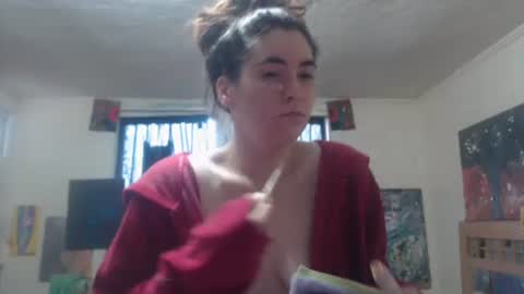 Snapshot of roxanneroulette chatting on 01-26-25, 07:52 Silver online show from 01-26-25, 07:52