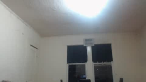 Snapshot of roxanneroulette chatting on 02-01-25, 02:58 Silver online show from 02-01-25, 02:58