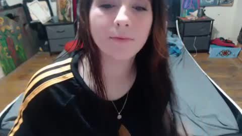 Snapshot of roxanneroulette chatting on 02-01-25, 11:48 Silver online show from 02-01-25, 11:48