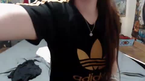 Snapshot of roxanneroulette chatting on 02-02-25, 05:53 Silver online show from 02-02-25, 05:53