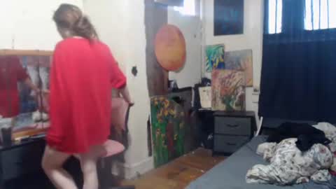 Snapshot of roxanneroulette chatting on 02-08-25, 11:34 Silver online show from 02-08-25, 11:34