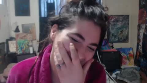 Snapshot of roxanneroulette chatting on 02-12-25, 01:48 Silver online show from 02-12-25, 01:48