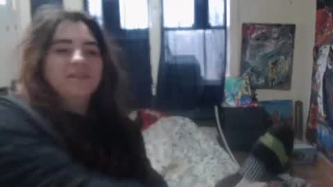 Snapshot of roxanneroulette chatting on 02-13-25, 01:37 Silver online show from 02-13-25, 01:37