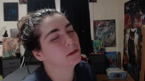 Snapshot of roxanneroulette chatting on 02-15-25, 03:20 Silver online show from 02-15-25, 03:20