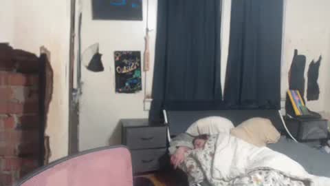 Snapshot of roxanneroulette chatting on 03-05-25, 09:38 Silver online show from 03-05-25, 09:38