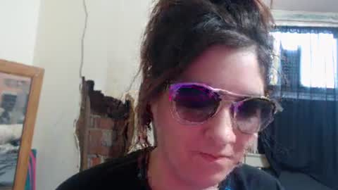 Snapshot of roxanneroulette chatting on 03-07-25, 05:38 Silver online show from 03-07-25, 05:38