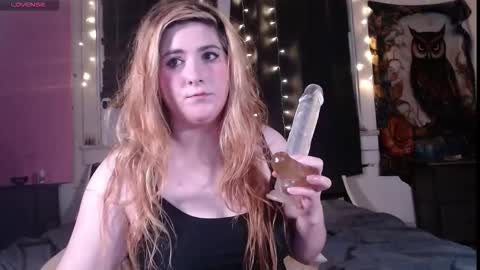 Snapshot of roxanneroulette chatting on 11-20-25, 05:29 Silver online show from 11-20-25, 05:29