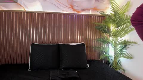 Roxie  online show from 03-23-26, 12:42