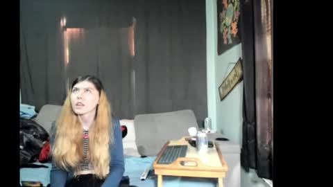 roxihazeleyes online show from 03-19-26, 09:30