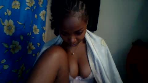 Roxilita online show from 07-23-26, 02:09