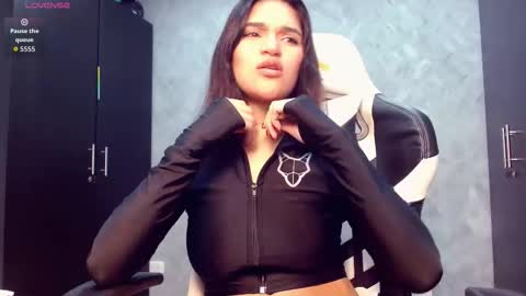 roxxi_2110 online show from 01-16-26, 02:26