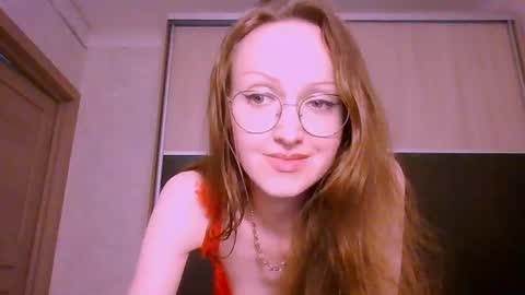 Snapshot of roxxywharton chatting on 06-10-26, 12:37 Roxxy Wharton online show from 06-10-26, 12:37