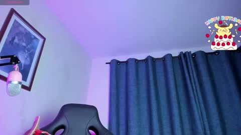 Snapshot of roxy_clark chatting on 02-28-25, 05:48 Annah online show from 02-28-25, 05:48