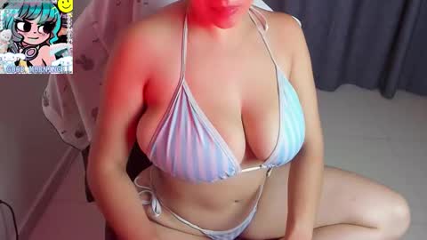 Snapshot of roxy_clark chatting on 09-10-25, 11:05 Annah online show from 09-10-25, 11:05