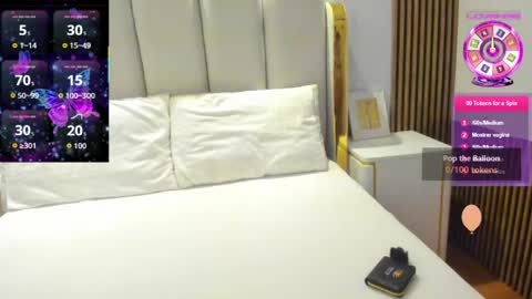 Snapshot of roxy_flame_ chatting on 04-21-26, 11:16 Roxy online show from 04-21-26, 11:16