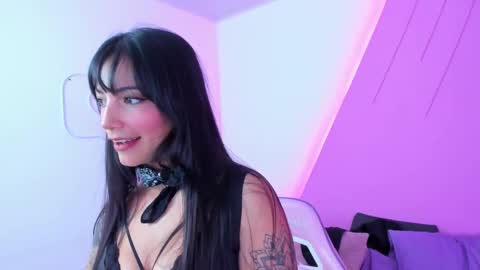 Roxy hell online show from 02-20-25, 08:25