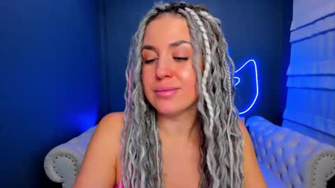 Roxy online show from 02-07-26, 01:42