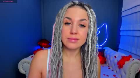 Roxy online show from 02-14-26, 01:46