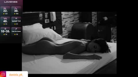 R O X Y  online show from 12-23-24, 03:29