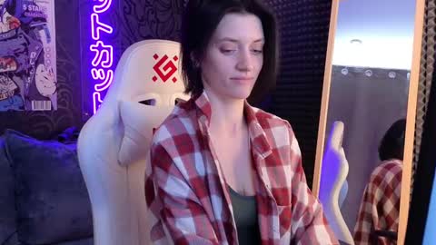 roxy_riot_ online show from 02-21-25, 07:34