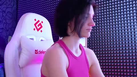 roxy_riot_ online show from 02-28-25, 07:58